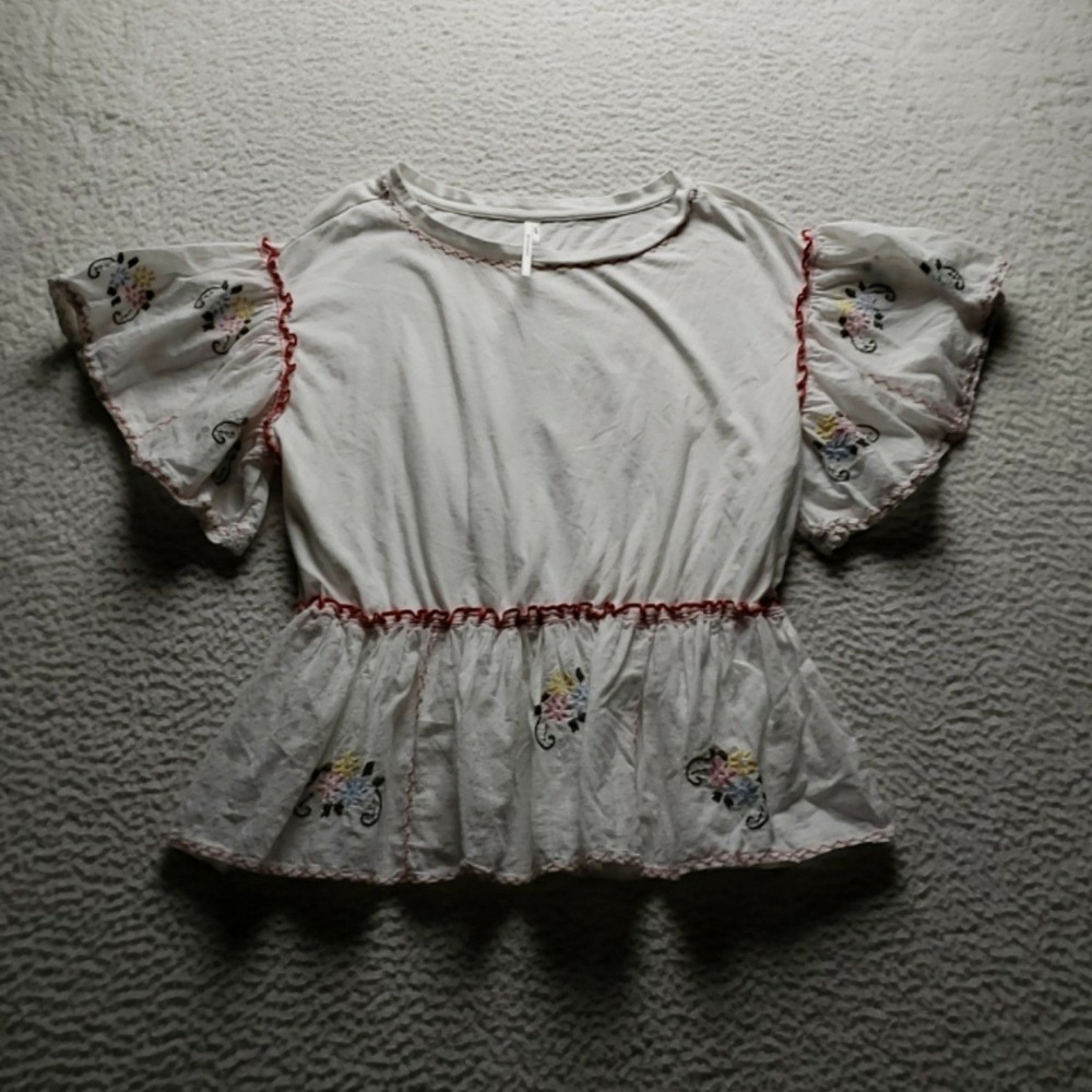 Anthropologie Top Womens XS White Embroidered Peplum Flutter Sleeve Boho Summer